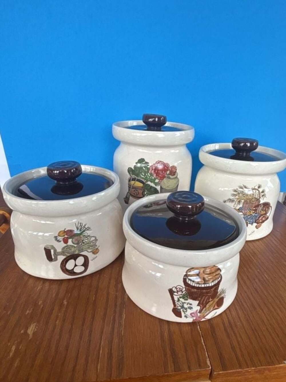 Set of 4 Vintage Wendy Wheeler Illustrated Ceramic Food Canisters Jars